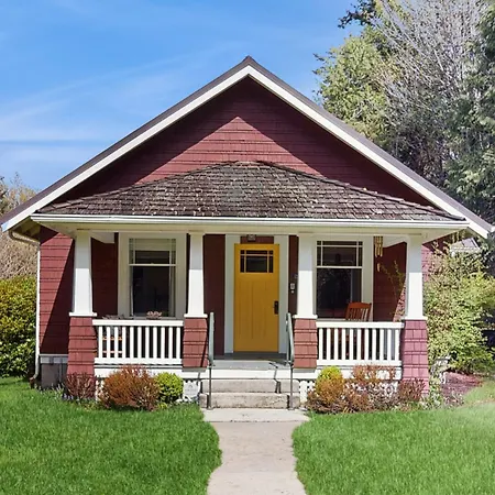 Sunny Hill Farmhouse